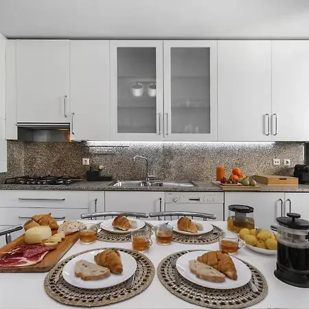 Apartman Whome Penthouse Luxe - Views, Terrace & Parking