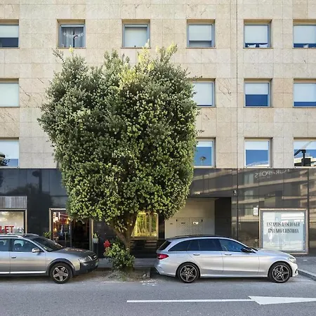 Whome Penthouse Luxe - Views, Terrace & Parking Apartment