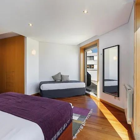 Whome Penthouse Luxe - Views, Terrace & Parking *