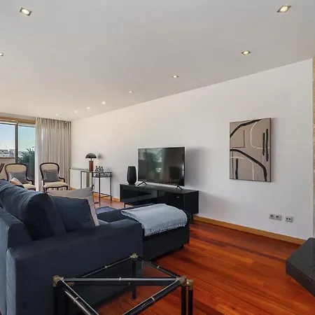 Whome Penthouse Luxe - Views, Terrace & Parking Matosinhos